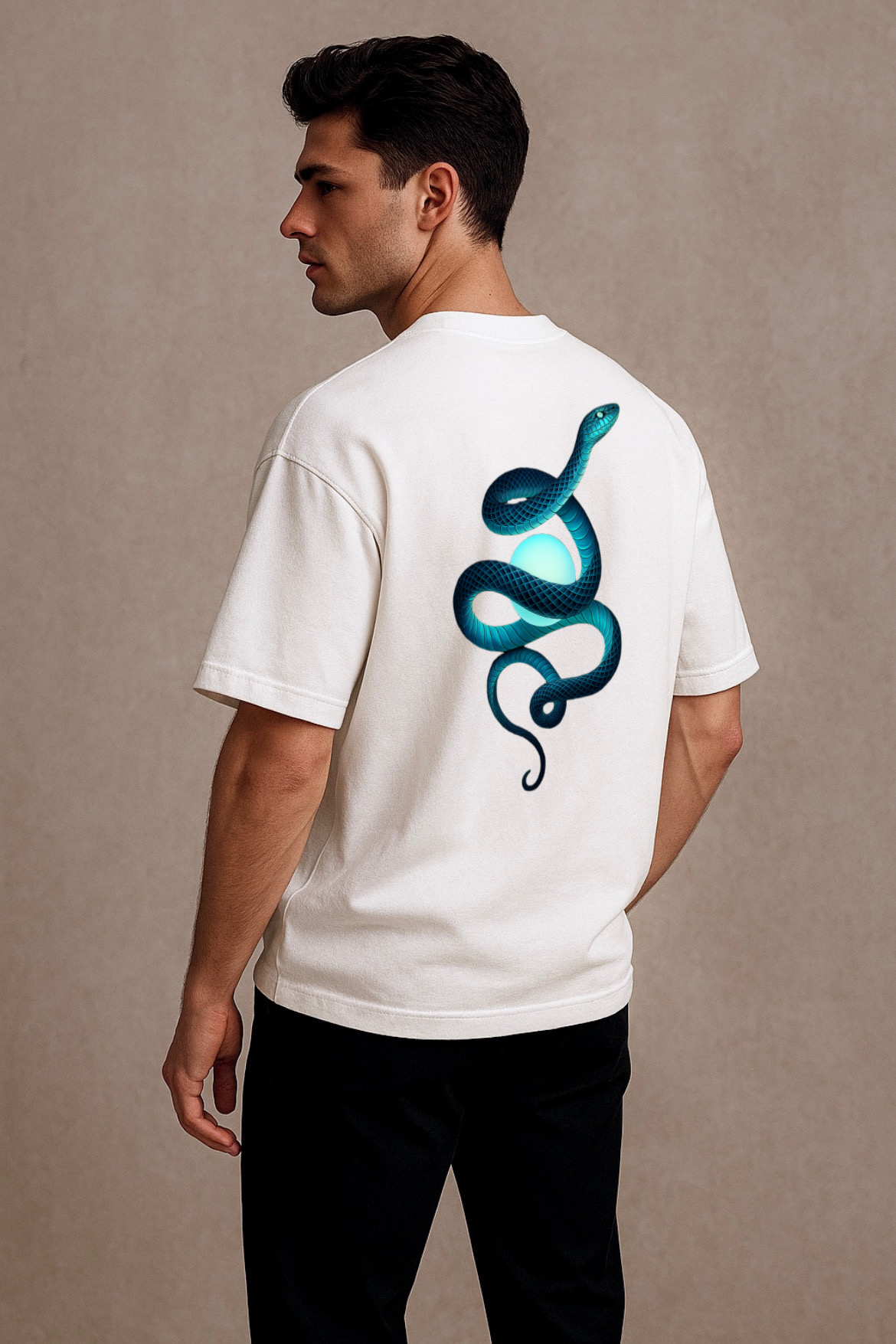 Artistic Serpent Design Oversized T-shirt - Image 8