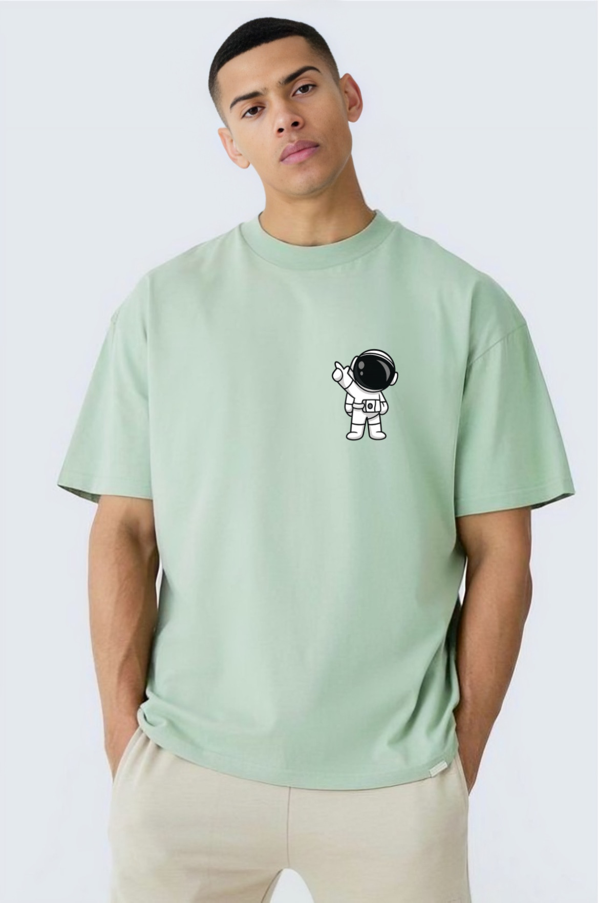 Astronaut Inspired Design Oversized T-shirt - Image 22