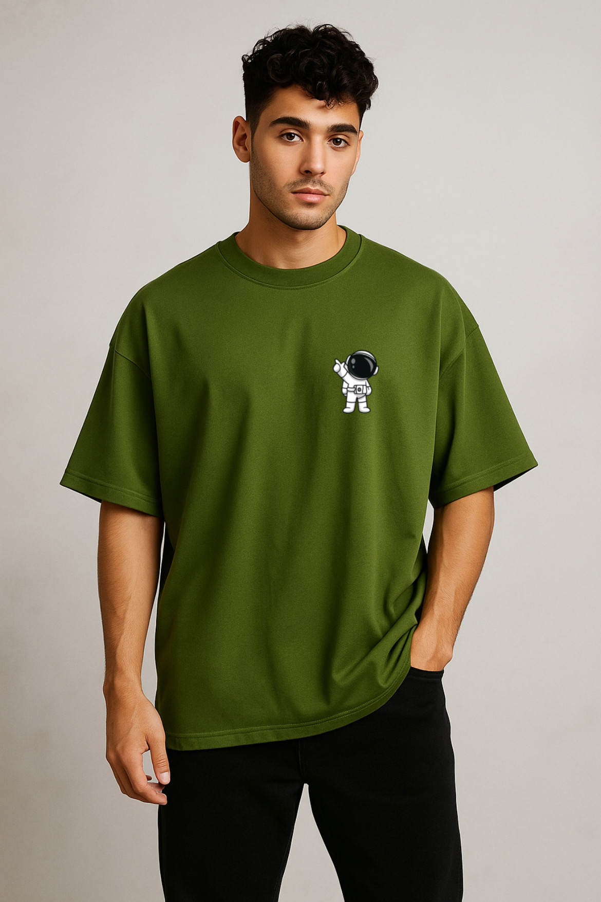 Astronaut Inspired Design Oversized T-shirt - Image 26