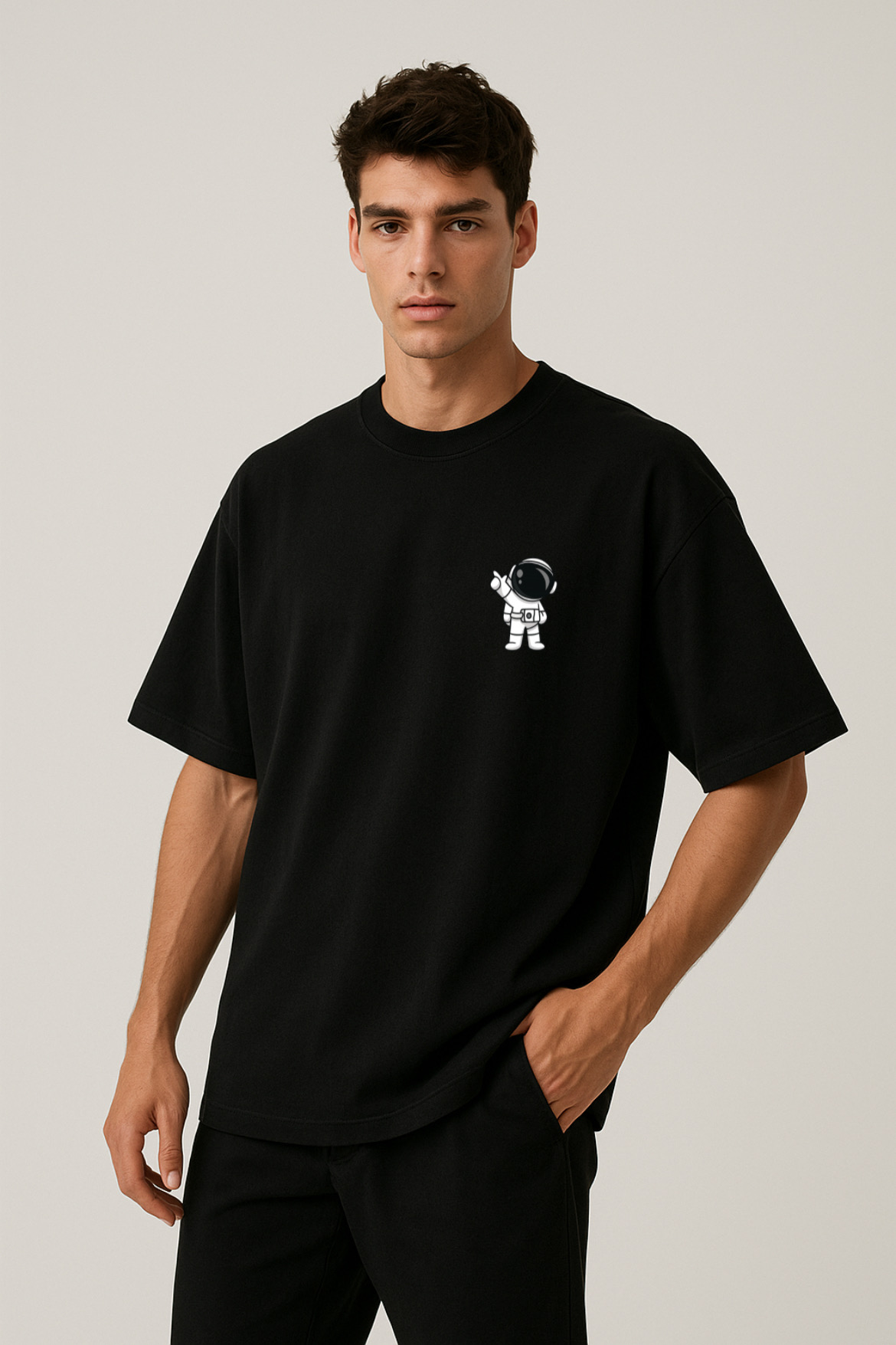 Astronaut Inspired Design Oversized T-shirt - Image 20