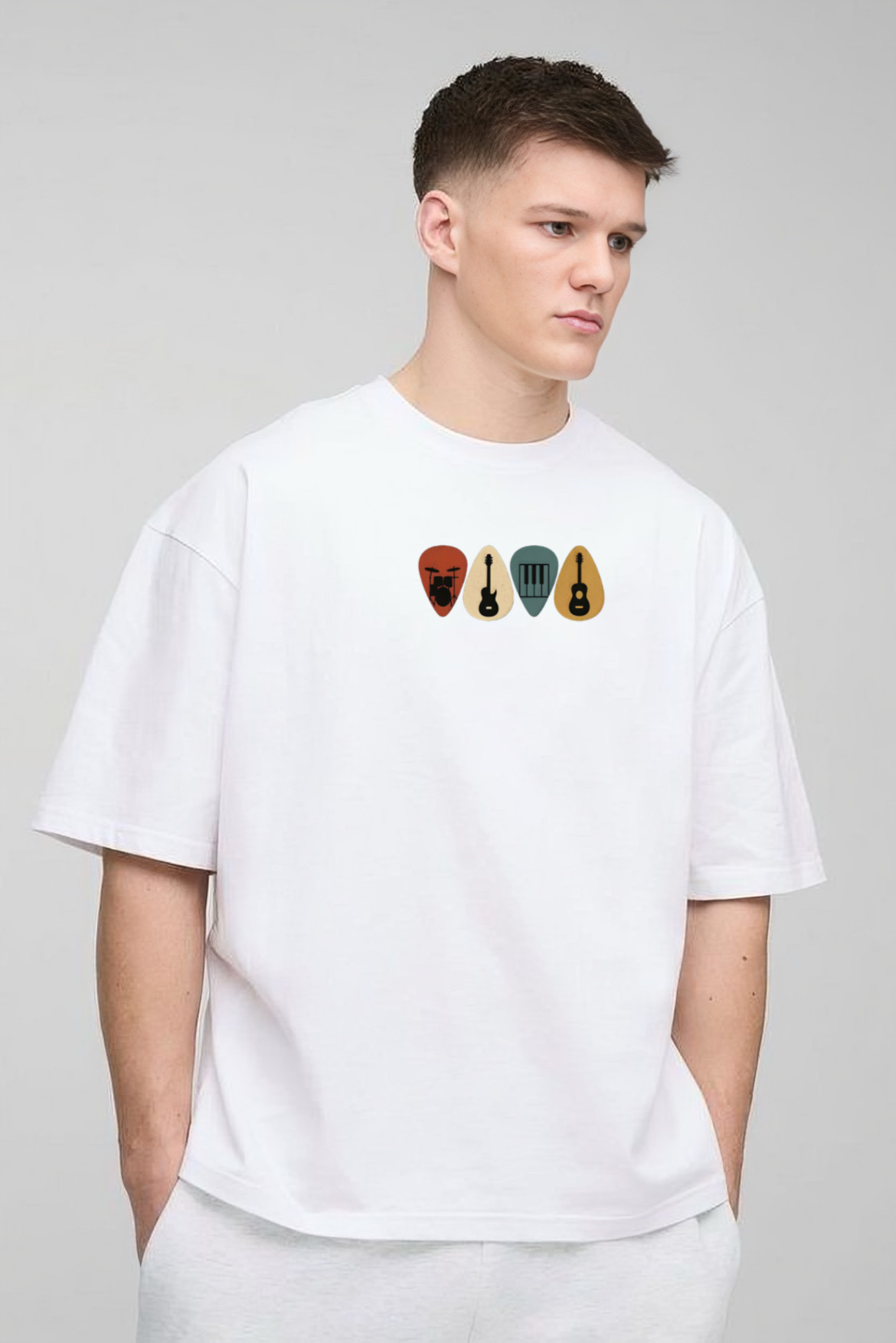 Musical Astronaut Graphic Design Oversized T-shirt - Image 9