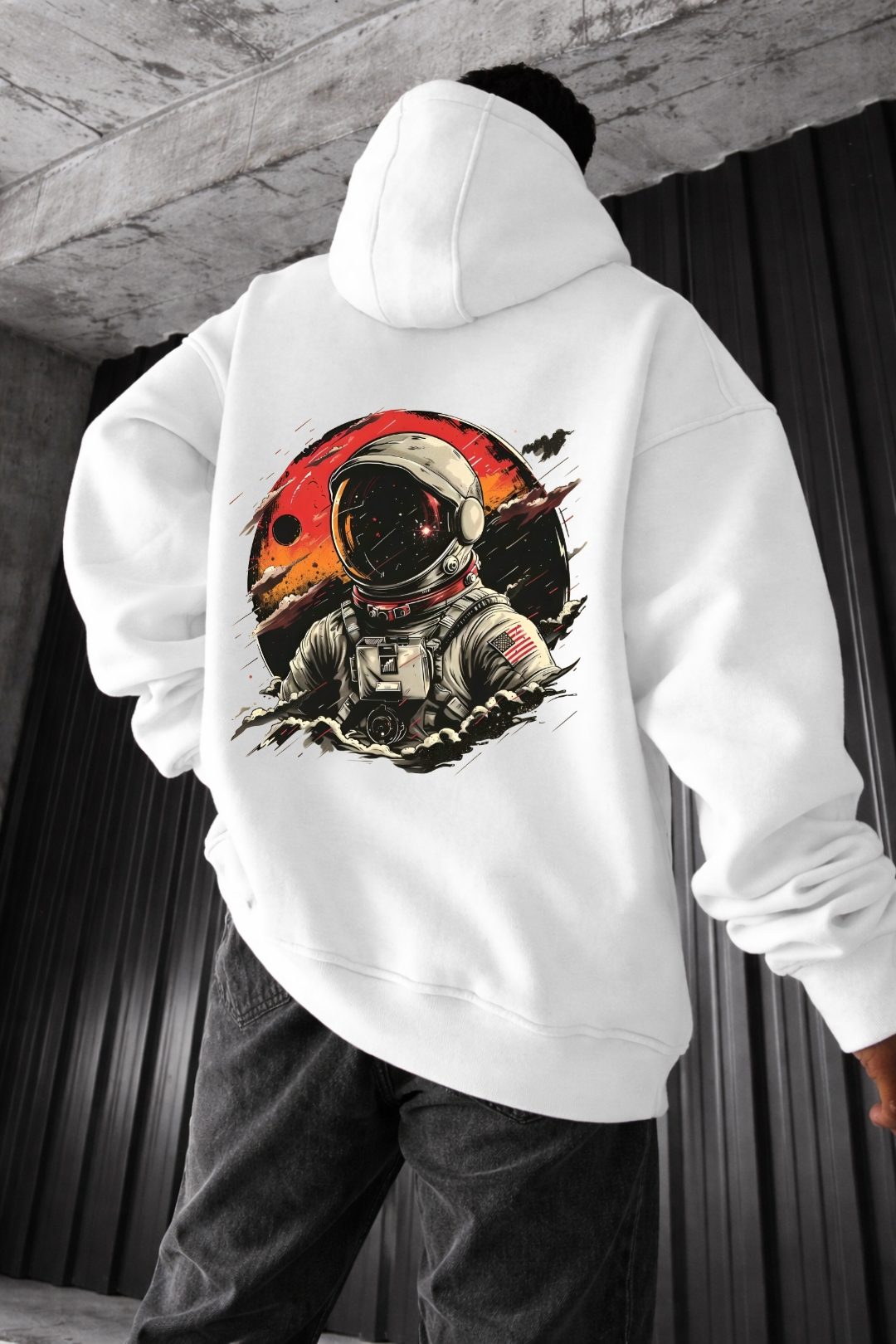 Astronaut and Moon Designed Oversized Hoodie - Image 12